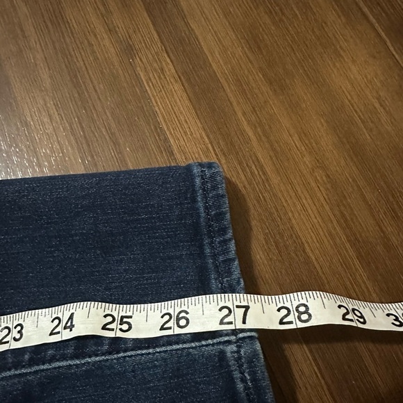 Athleta Sculptek skinny dark wash style 338322
Waist measures 28”
Discontinued - Picture 7 of 9